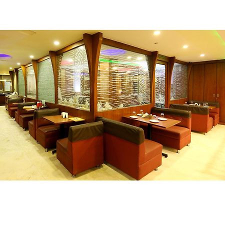 The Ocea International Hotel 벵갈루루 외부 사진